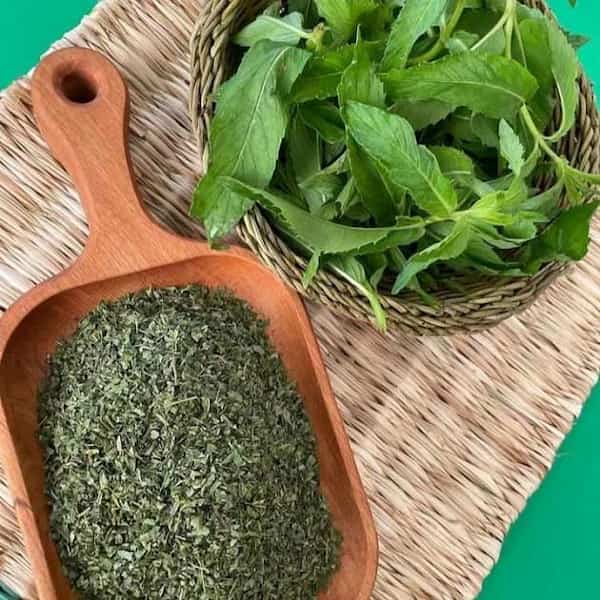 تصویر 3 از قیمت و خرید سبزی نعنا خشک + فروش ارزان
